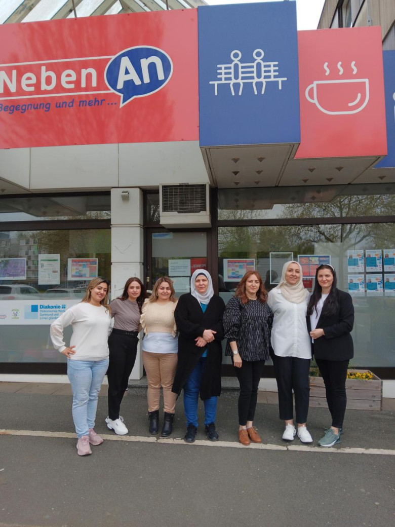 Die herkunftssprachlichen Elternbegleiterinnen stellen sich vor.