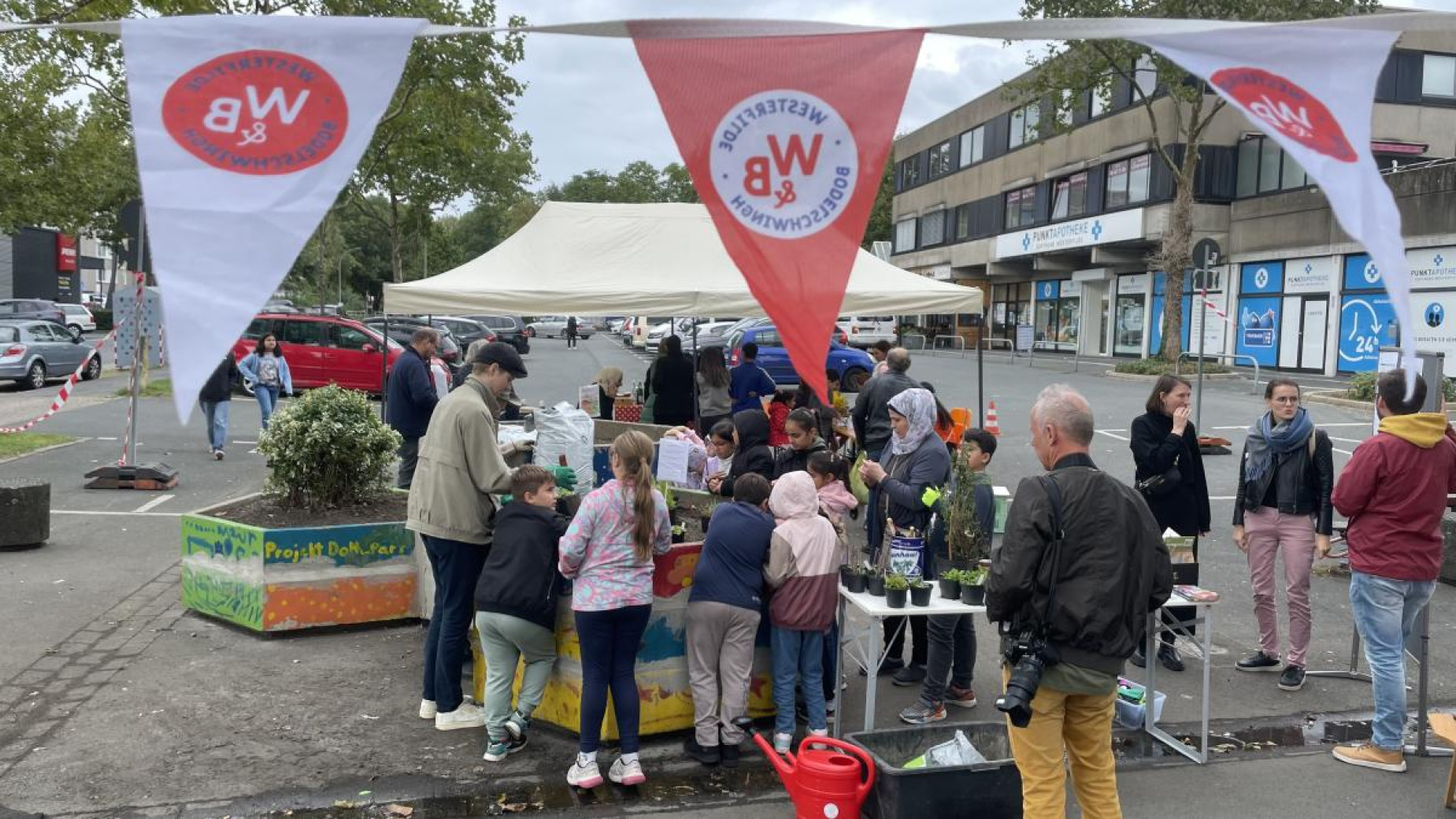 Pflanzaktion Marktplatz Westerfilde